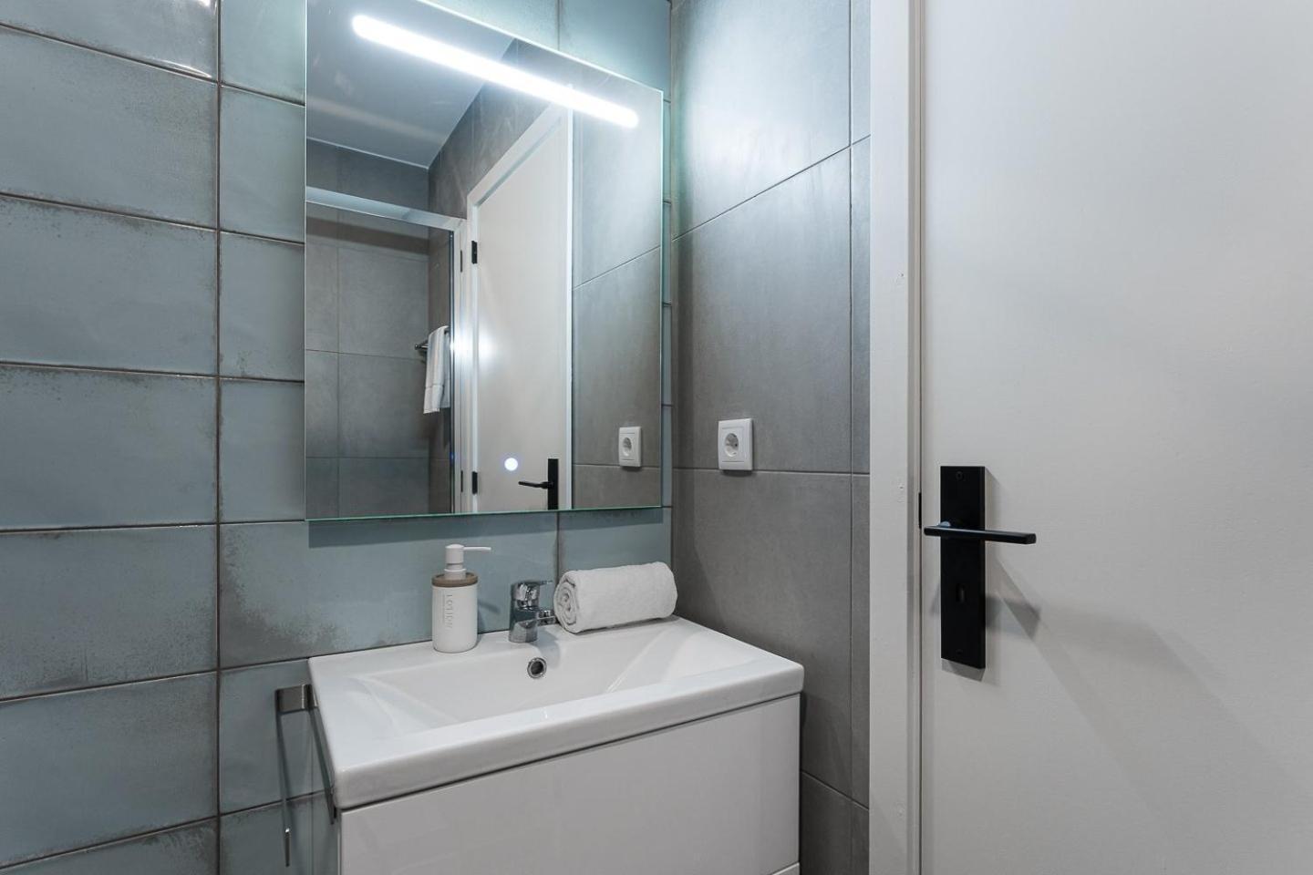 Апартаменты Guestready - White Stripes Near Casa Da Musica Порту Экстерьер фото